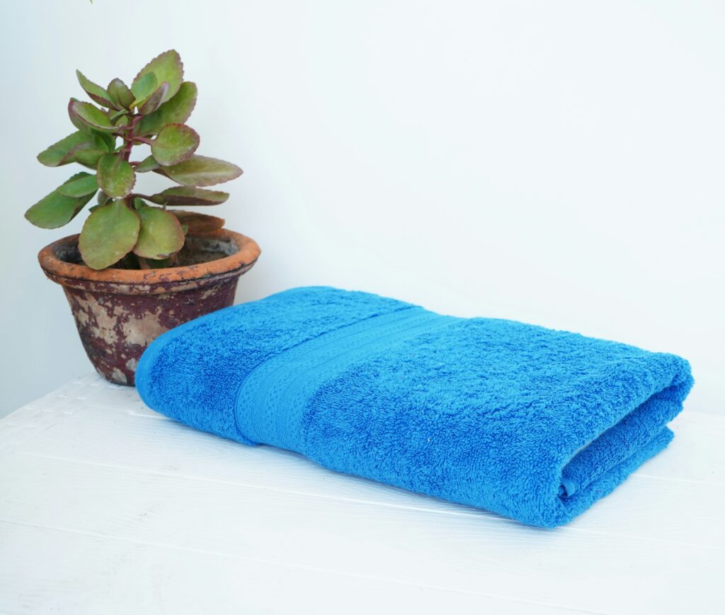 "PVA cooling towel around neck drops 10-15°F summer heat relief"